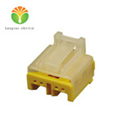 1411142-1 Automotive Wire Connector Housing 4 Pin Male Connector Housing With Terminal
